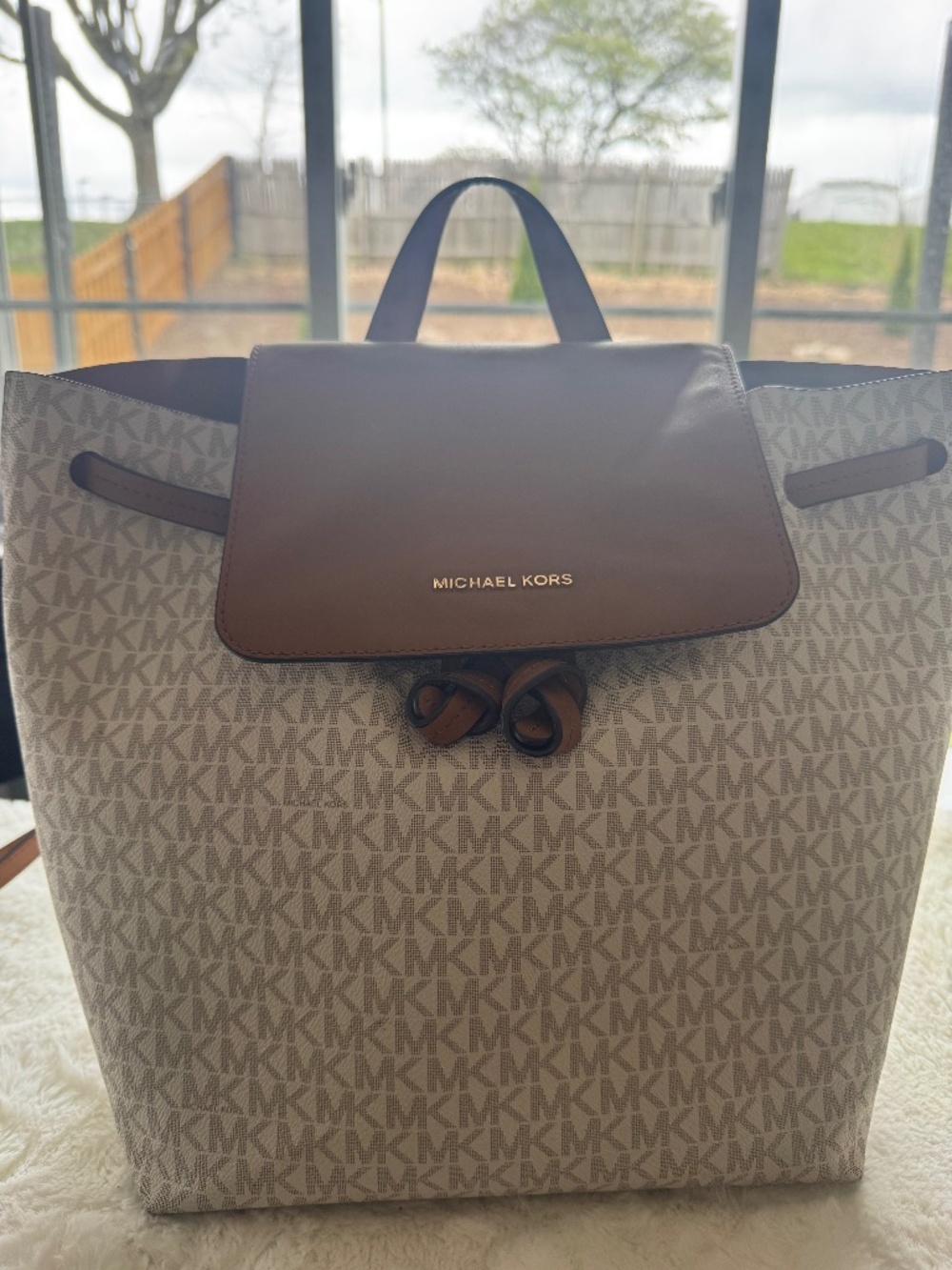 Micheal kors backpack
